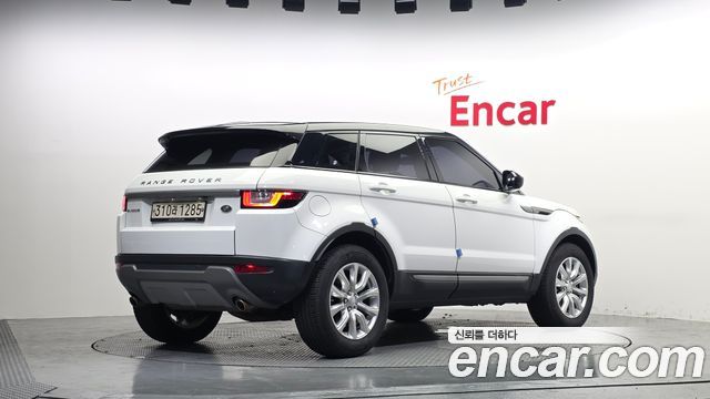 Land Rover Range Rover Evoque 2.0 TD4 SE 2016 — фото 2