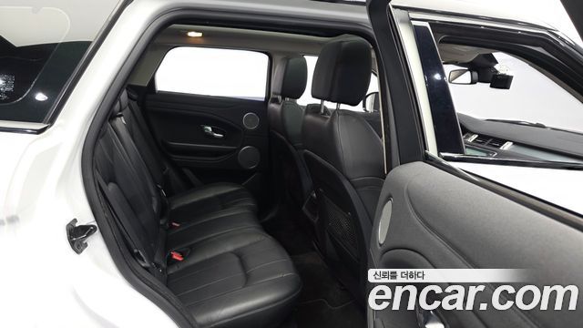 Land Rover Range Rover Evoque 2.0 TD4 SE 2016 — фото 12