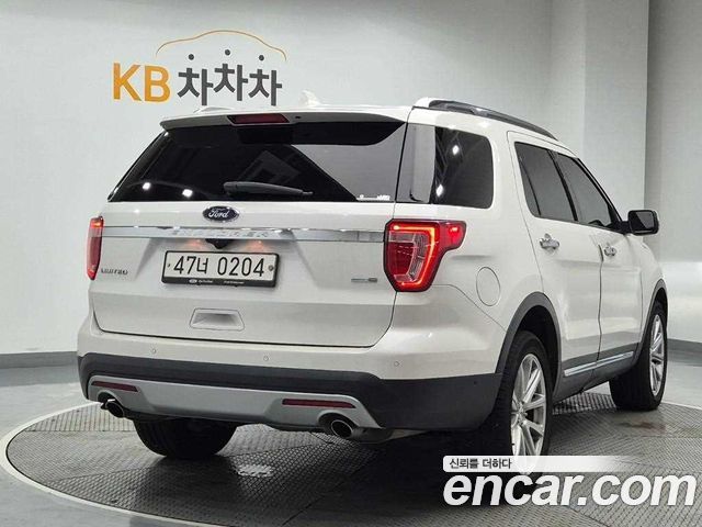Ford Explorer 2.3 Limited 4WD 5th 2017 — фото 3