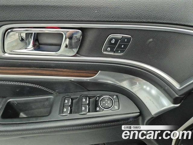 Ford Explorer 2.3 Limited 4WD 5th 2017 — фото 21