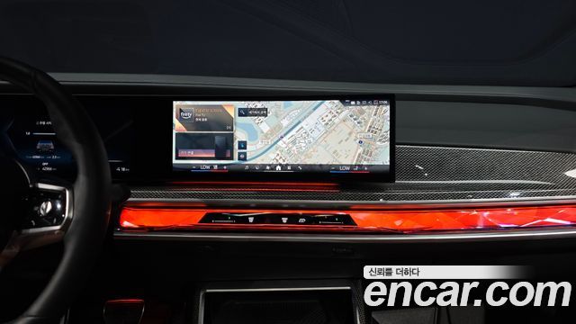BMW i7 (G70) xDrive 60 M sport 2024 — фото 13