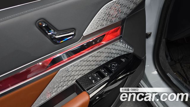 BMW i7 (G70) xDrive 60 M sport 2024 — фото 15