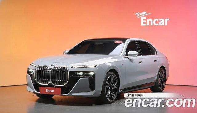 BMW i7 (G70) xDrive 60 M sport 2024 — фото 1