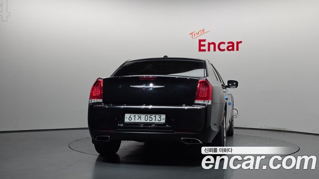 Chrysler 300C 3.6 2015 — фото 4