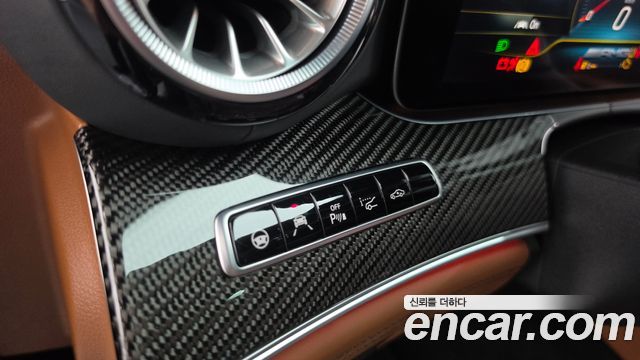 Mercedes-Benz AMG GT 4Door 63 S 4MATIC+ 2020 — фото 36