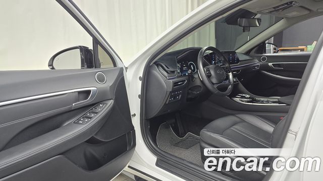 Hyundai Sonata (DN8) 2.0 Premium Plus 2023 — фото 10