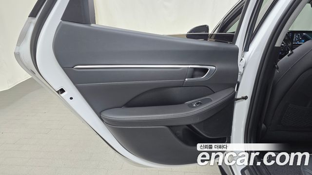 Hyundai Sonata (DN8) 2.0 Premium Plus 2023 — фото 25