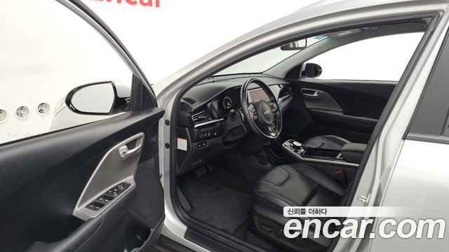 Kia Niro Plus Earth 2024 — фото 10
