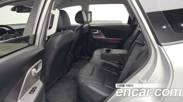 Kia Niro Plus Earth 2024 — фото 32