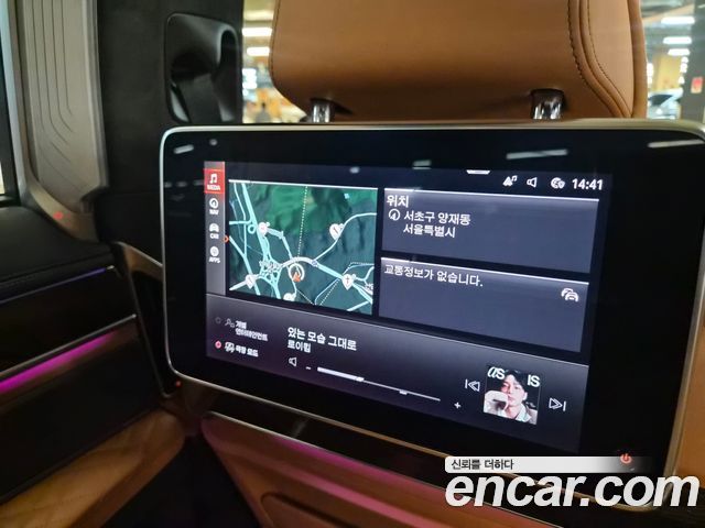 BMW 7 Series (G11) 740Li xDrive Design Pure Excellence 2021 — фото 21