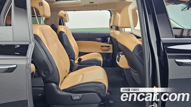 Kia Carnival (IV) Gasoline 9-Seater Signature 2021 — фото 12