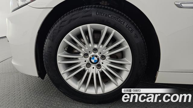 BMW 5 Series (F10) 520d 2015 — фото 5