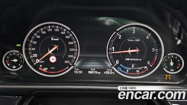 BMW 5 Series (F10) 520d 2015 — фото 8