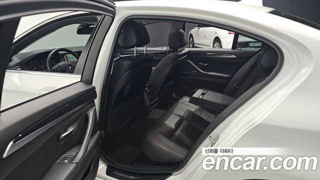 BMW 5 Series (F10) 520d 2015 — фото 12