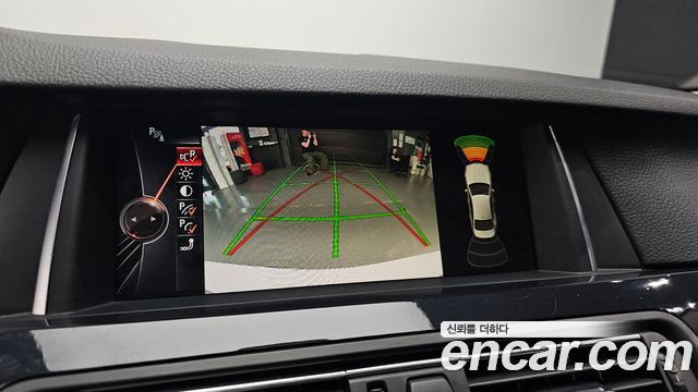 BMW 5 Series (F10) 520d 2015 — фото 15