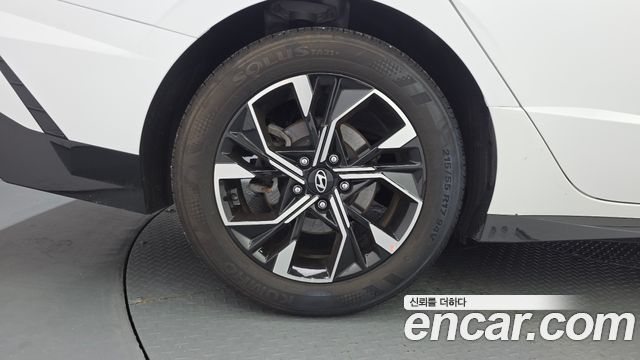 Hyundai Sonata The Edge (DN8) 2.0 Exclusive 2024 — фото 5
