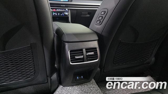Hyundai Sonata The Edge (DN8) 2.0 Exclusive 2024 — фото 19