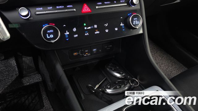 Hyundai Sonata The Edge (DN8) 2.0 Exclusive 2024 — фото 33