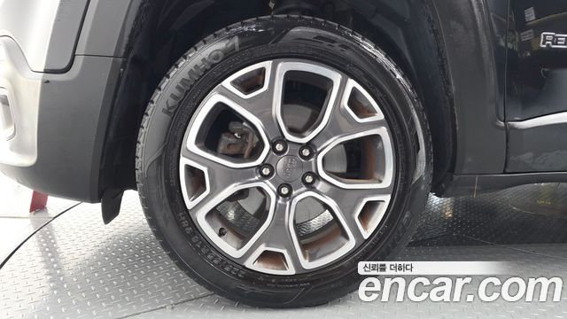 Jeep Renegade 2.0 Diesel Limited AWD 2017 — фото 5