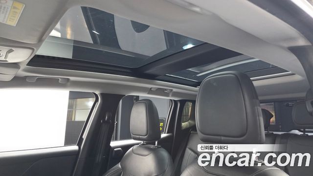 Jeep Renegade 2.0 Diesel Limited AWD 2017 — фото 19