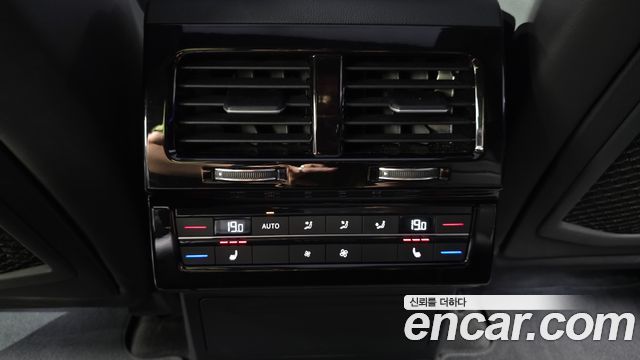 Volkswagen Touareg (III) 3.0 TDI R-Line 2021 — фото 16