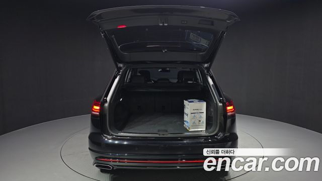 Volkswagen Touareg (III) 3.0 TDI R-Line 2021 — фото 18