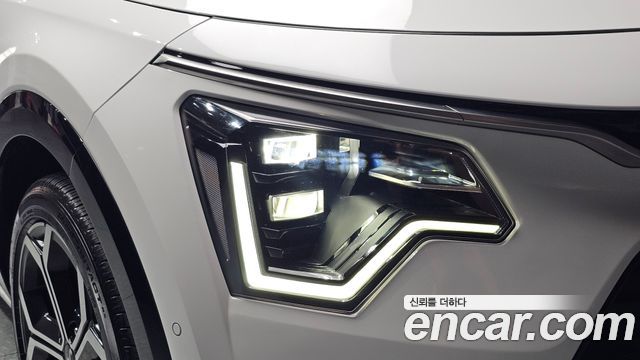 Kia Niro Signature 2024 — фото 22