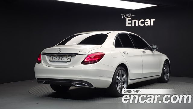Mercedes-Benz C-Class (W205) C220 d 4MATIC 2020 — фото 2