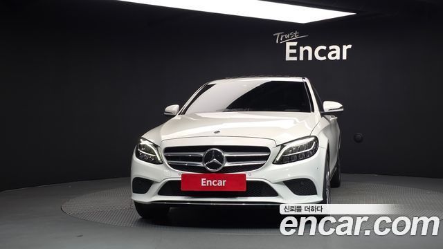 Mercedes-Benz C-Class (W205) C220 d 4MATIC 2020 — фото 3