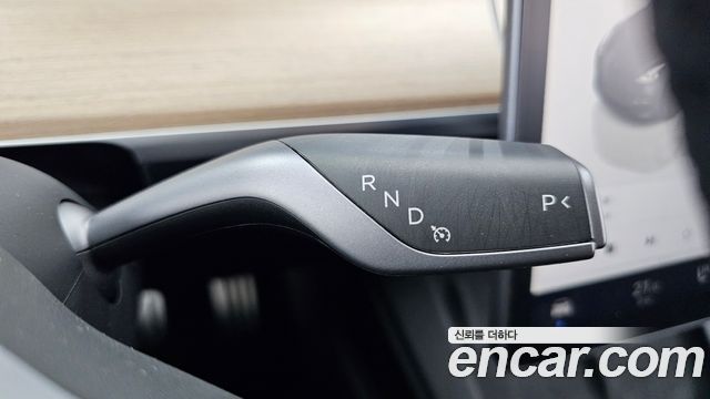 Tesla Model 3 Long Range AWD 2022 — фото 9
