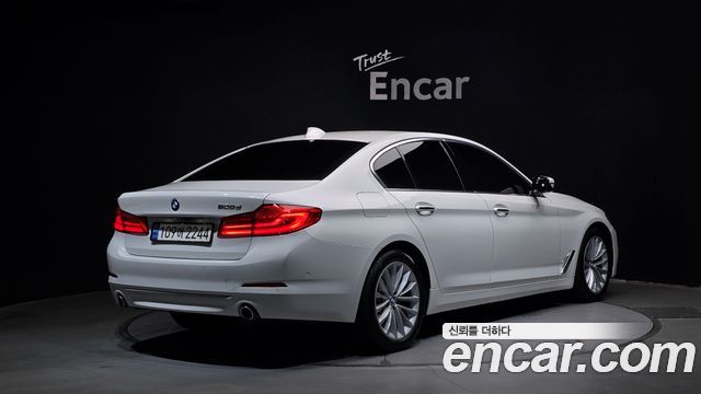 BMW 5 Series (G30) 520d Luxury Plus 2018 — фото 2