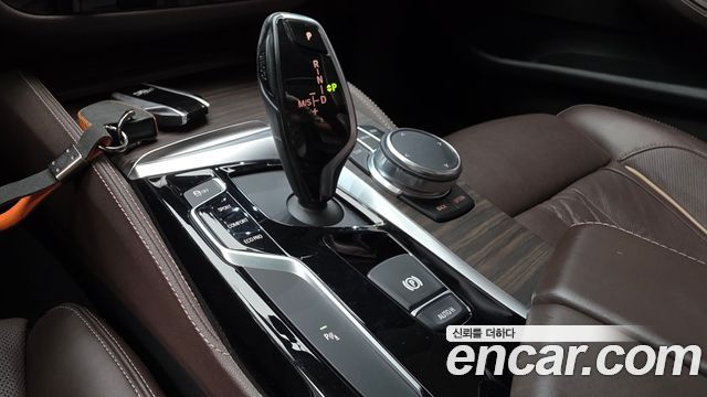 BMW 5 Series (G30) 520d Luxury Plus 2018 — фото 9