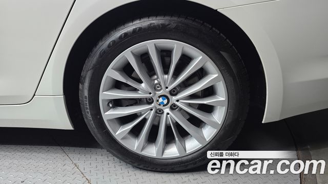 BMW 5 Series (G30) 520d Luxury Plus 2018 — фото 27