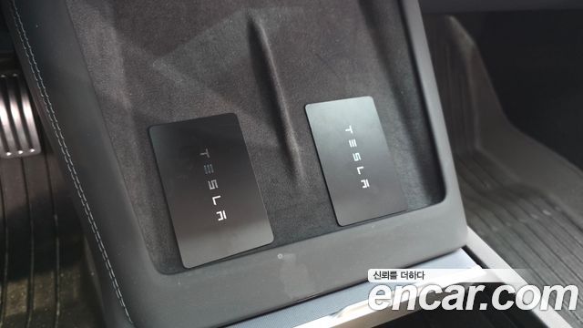 Tesla Model 3 Performance AWD 2025 — фото 36