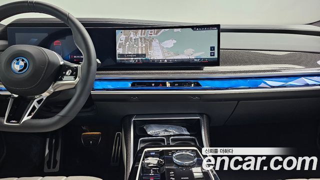 BMW i7 (G70) M70 xDrive M Performance 2025 — фото 14
