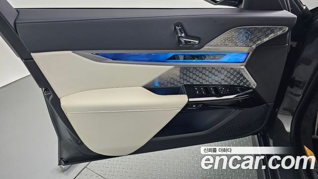 BMW i7 (G70) M70 xDrive M Performance 2025 — фото 24
