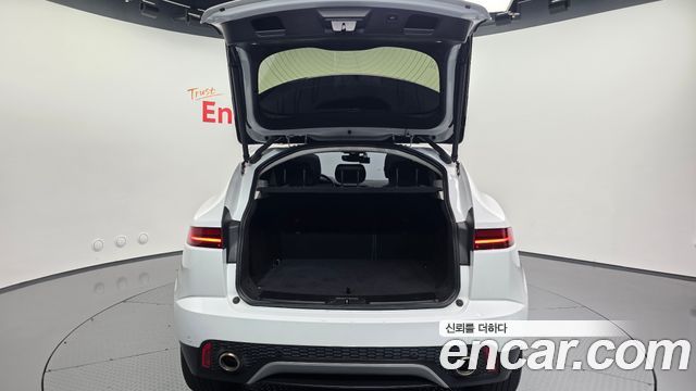 Jaguar E-PACE P250 SE 2019 — фото 40