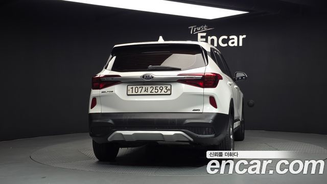 Kia Seltos Diesel 1.6 2WD Trendy 2021 — фото 4