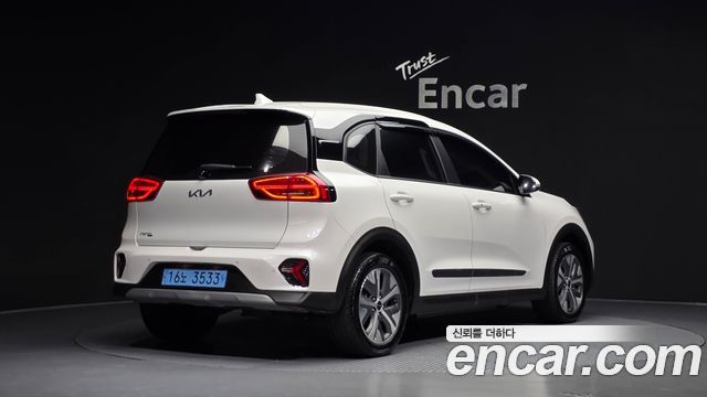 Kia Niro Plus Earth 2024 — фото 2