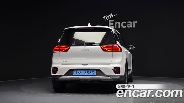 Kia Niro Plus Earth 2024 — фото 4