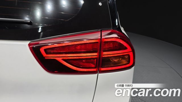 Kia Niro Plus Earth 2024 — фото 29