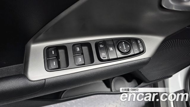 Kia Niro Plus Earth 2024 — фото 34