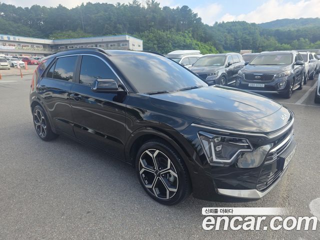 Kia Niro Signature 2022 — фото 4