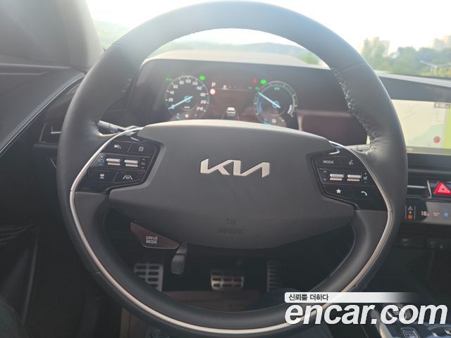 Kia Niro Signature 2022 — фото 19