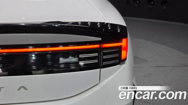 Hyundai Sonata The Edge (DN8) 2.0 LPG(Rent) Business 1 2024 — фото 23