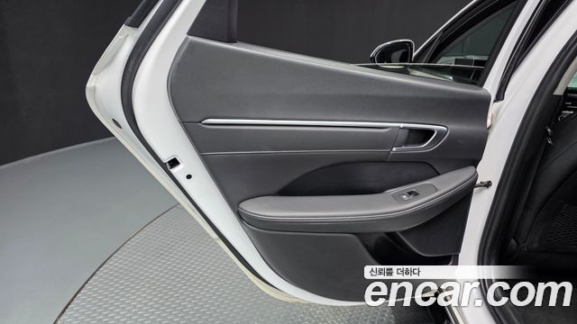 Hyundai Sonata The Edge (DN8) 2.0 LPG(Rent) Business 1 2024 — фото 25