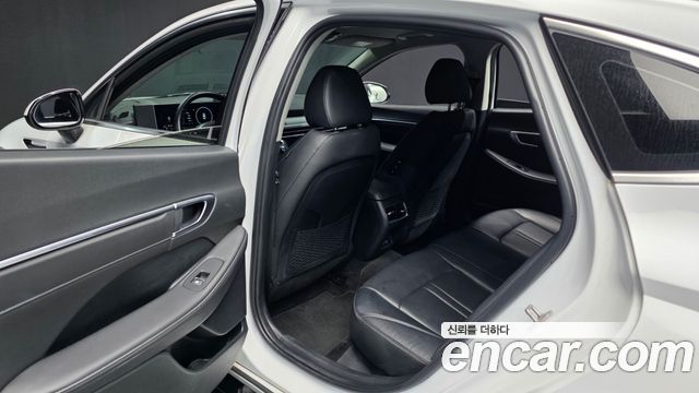 Hyundai Sonata The Edge (DN8) 2.0 LPG(Rent) Business 1 2024 — фото 26
