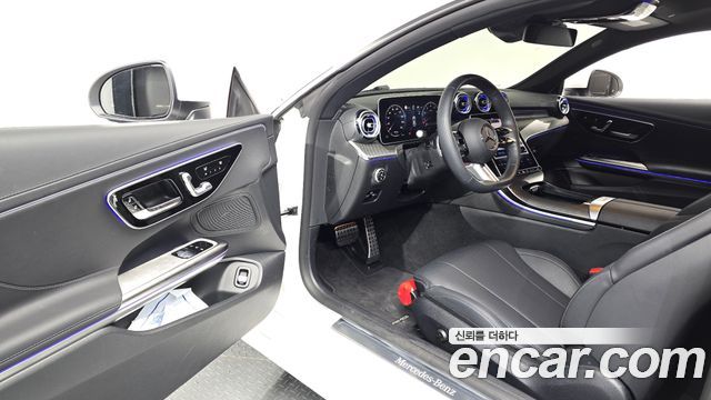 Mercedes-Benz CLE-Class (C236) CLE200 Coupe 2025 — фото 10