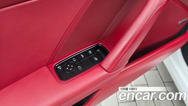 Porsche 911 (992) Carrera Cabriolet 2024 — фото 29