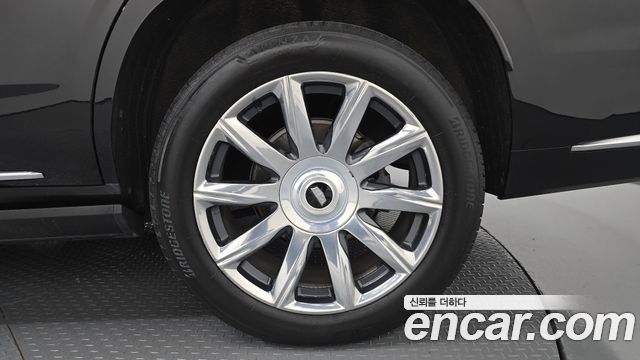 Cadillac Escalade (V) 6.2 Premium Luxury Platinum 2021 — фото 21